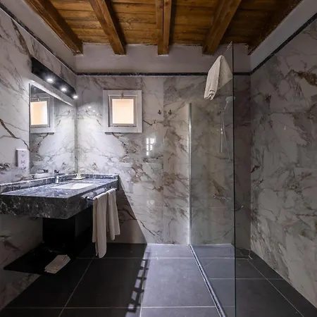 La Regina Veneziana 파마구스타